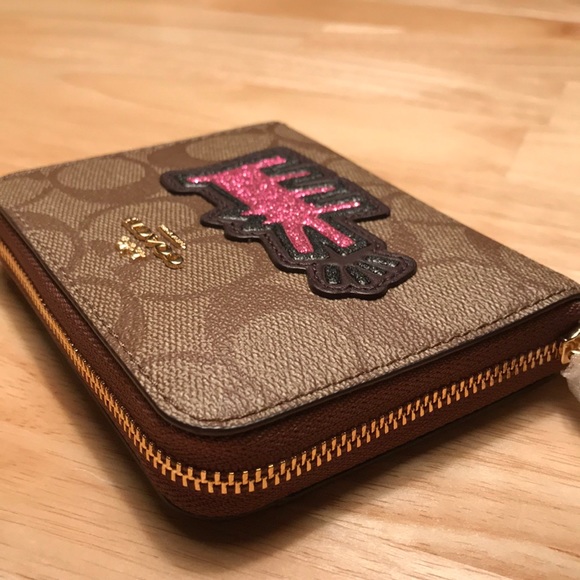 COACH KEITH HARING PINK DOG ZIP AROUND WALLET - Picture 3 of 7